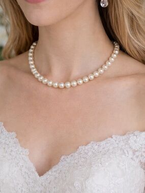 Vintage Faux Pearl Necklace